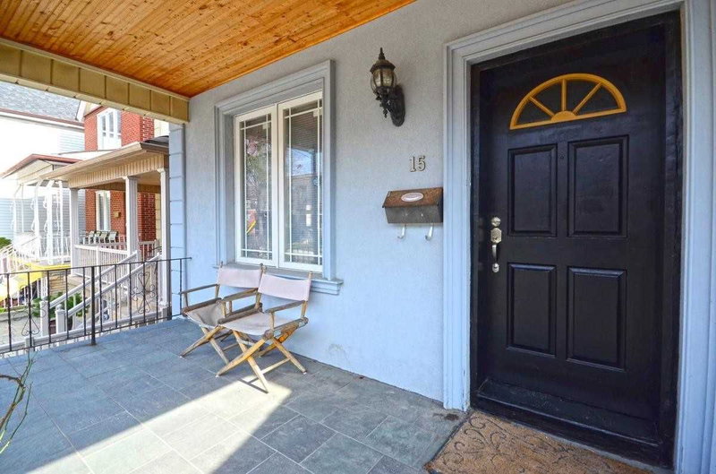 15 Melville Ave, Toronto, M6G1Y1 | Image 2