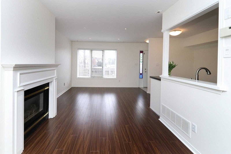 5 - 1241 Parkwest Pl, Mississauga, L5E 3J3 | Image 3