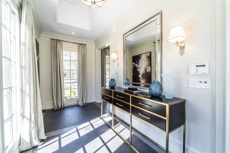 393 Maple Grove Dr, Oakville, L6J4V8 | Image 3