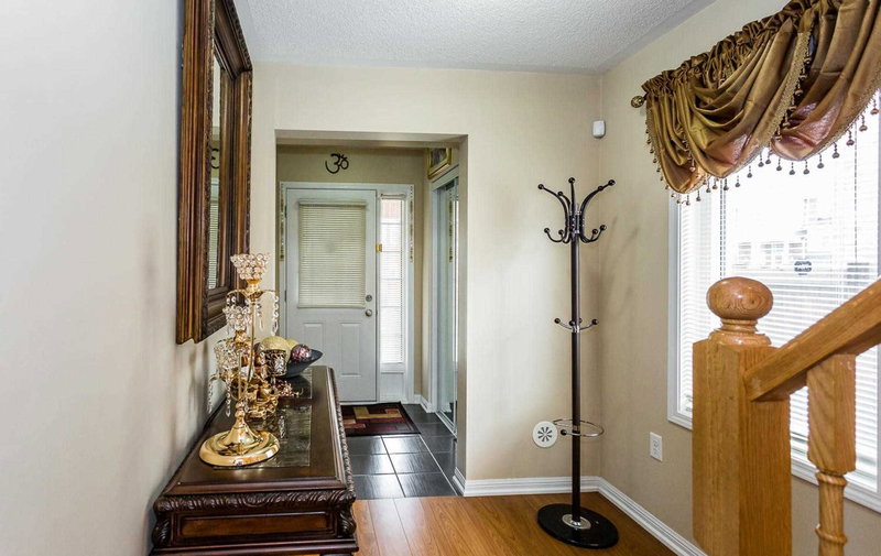 78 Donomore Dr, Brampton, L7A0S6 | Image 3