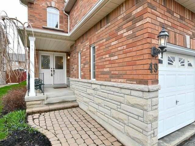 49 Cross Country Blvd, Caledon, L7E2N6 | Image 2