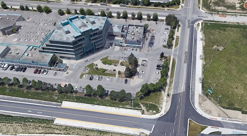 32 - 2800 Skymark Ave, Mississauga, L4W5A6 | Image 3