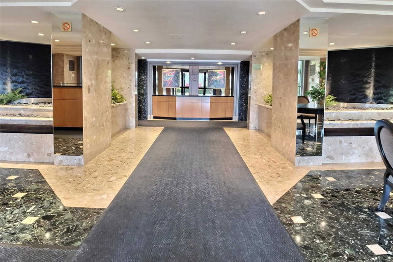 313 - 6 Humberline Dr, Toronto, M9W6X8 | Image 3