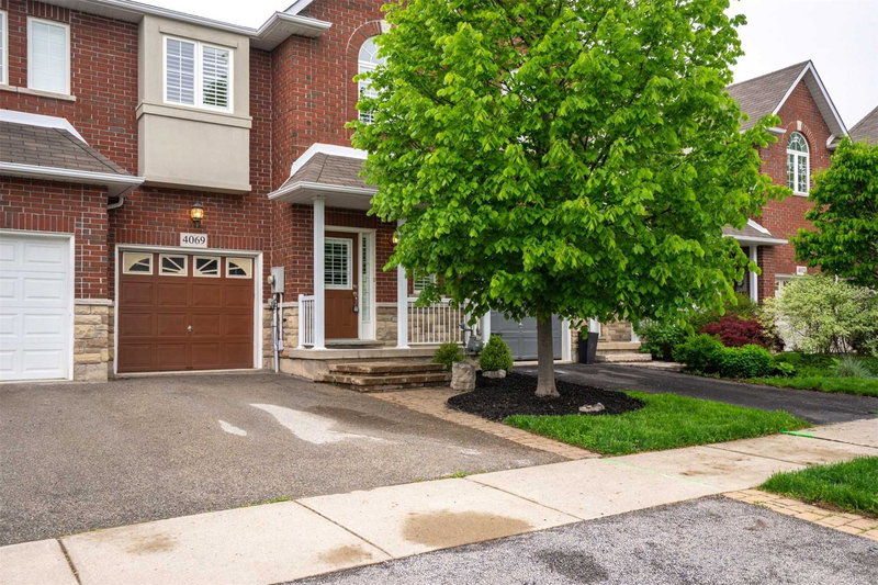 4069 Kilmer Dr, Burlington, L7M4M4 | Image 3