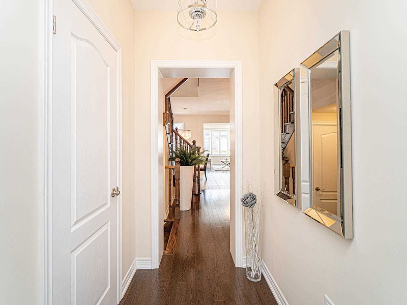 17 Vinewood Rd, Caledon, L7C 1A9 | Image 2