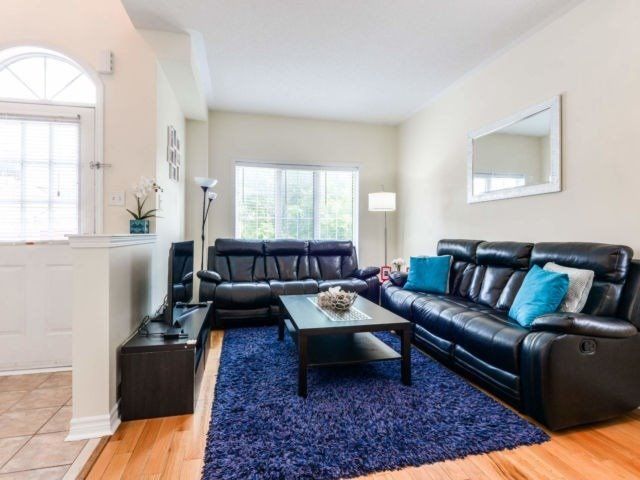 6 Beachsurf Rd, Brampton, L6R2M1 | Image 3