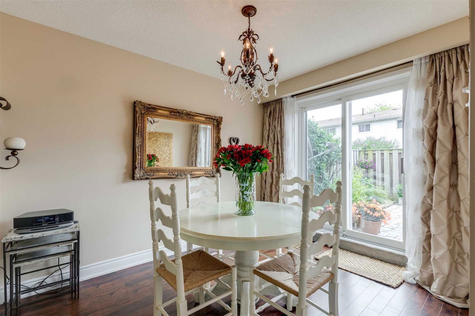 Townhouse sold at 53-5475 Lakeshore Road, Burlington, Bronte Creek, L7L1E1 - MLS: W4486864