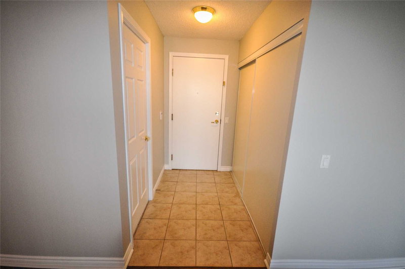 1505 - 35 Kingsbridge Garden Circ, Mississauga, L5R 3Z5 | Image 2