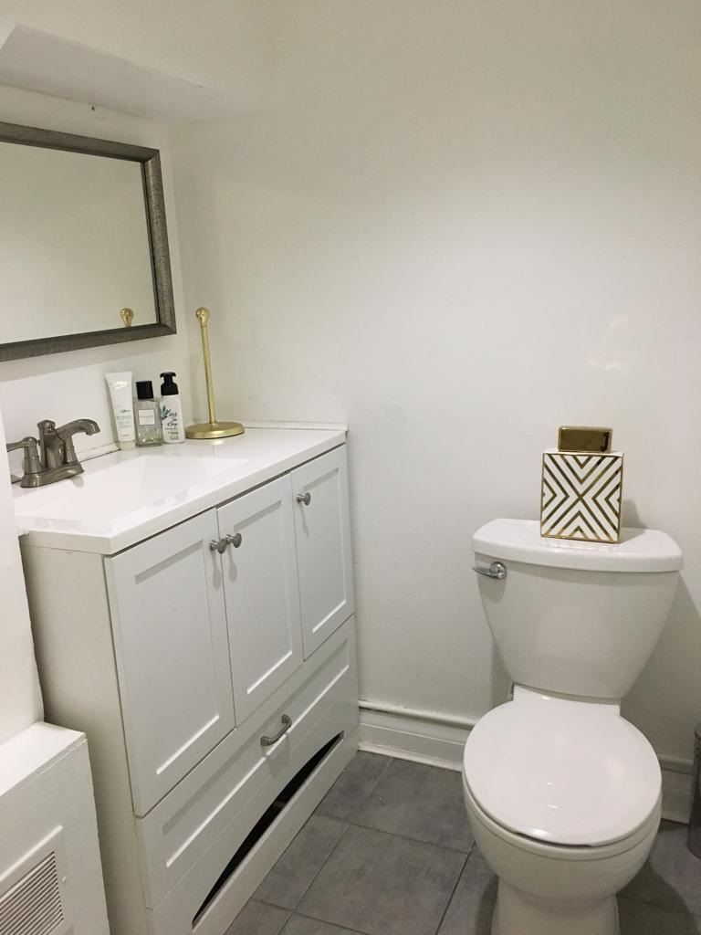 Upper - 47 Lakeshore Rd E, Mississauga, L5G1C9 | Image 3