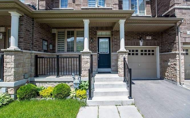 10 Yellowknife Rd, Brampton, L6R3X3 | Image 2