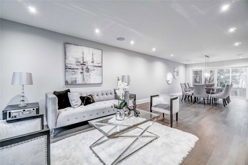 2068 Mississauga Rd, Mississauga, L5H2K6 | Image 3