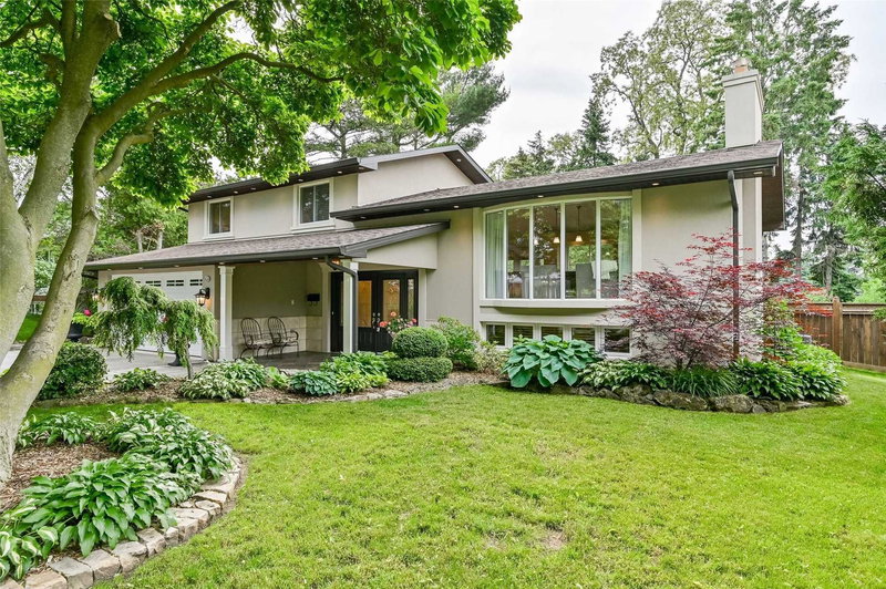 207 Penn Dr, Burlington, L7N 2B6 | Image 2