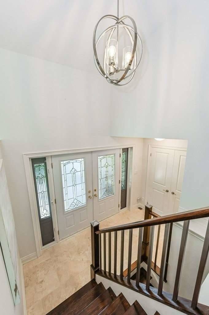 207 Penn Dr, Burlington, L7N 2B6 | Image 3