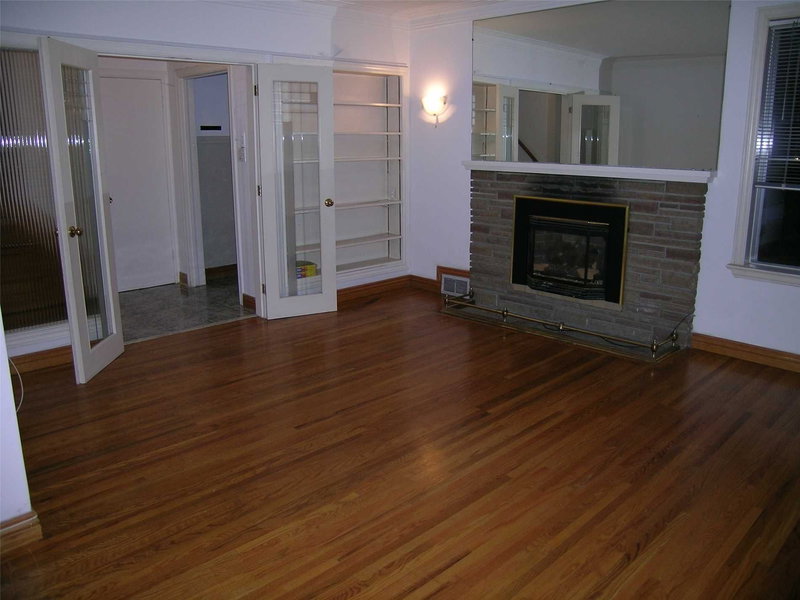 11 Northolt Crt, Toronto, M9A3B1 | Image 3