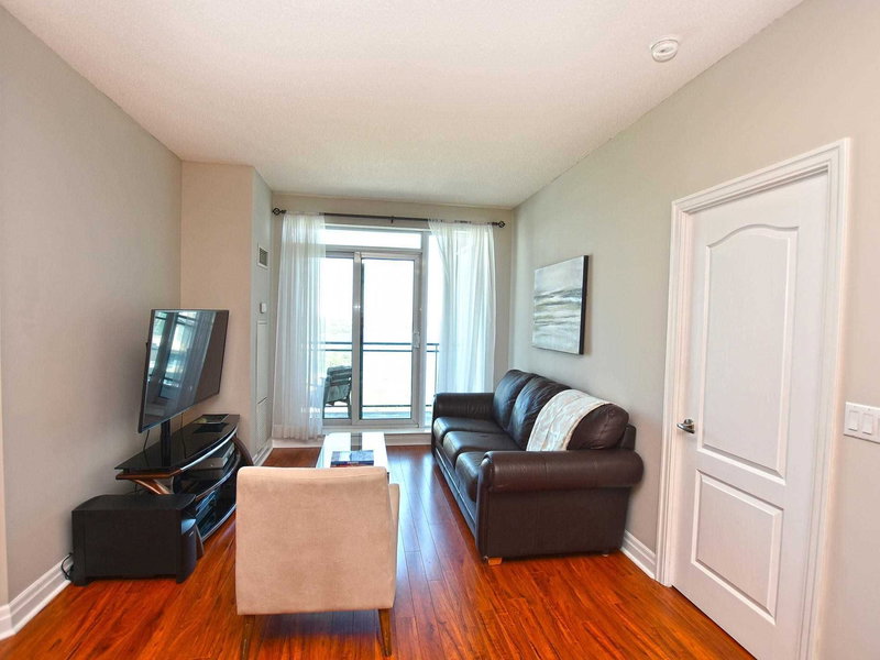 2304 - 2121 Lake Shore Blvd W, Toronto, M8V4E9 | Image 2