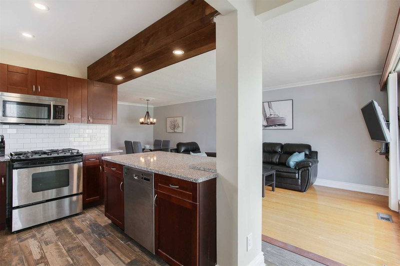 78 Foxrun Ave, Toronto, M3L 1L8 | Image 2