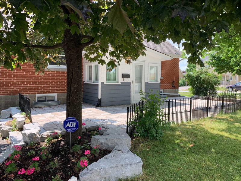 Bsmt - 39 Woodward Ave, Brampton, L6V1K2 | Image 2