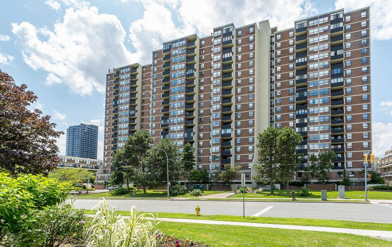 1007 - 362 The East Mall Rd, Toronto, M9B6C4 | Image 2