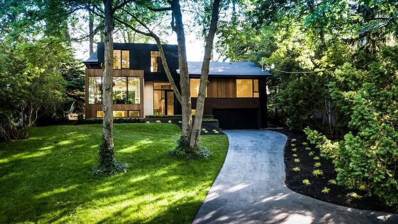 30 Edenbrook Hill, Toronto, M9A3Z6 | Image 2