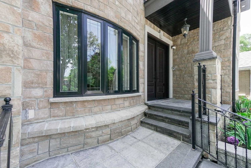 96 Elmcrest Rd, Toronto, M9C3R9 | Image 2