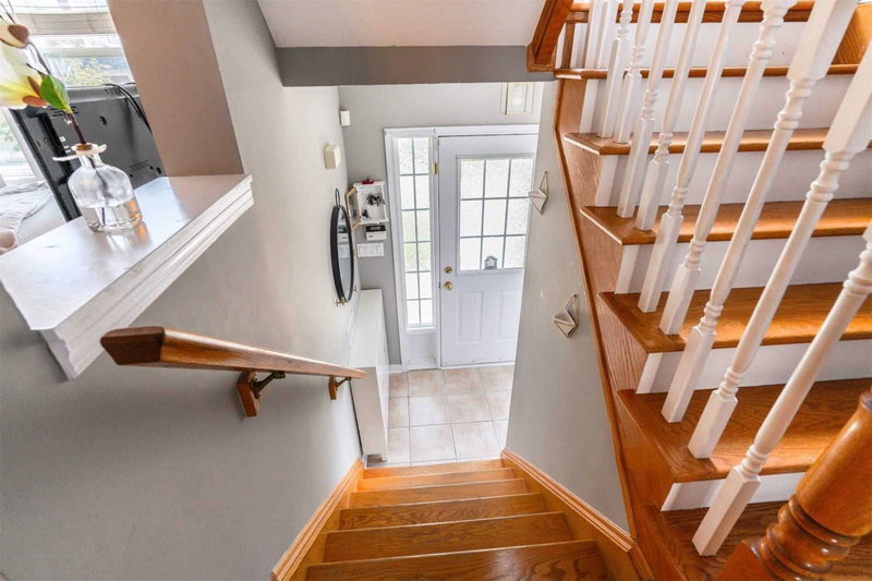 165 - 5980 Whitehorn Ave, Mississauga, L5A3S9 | Image 2