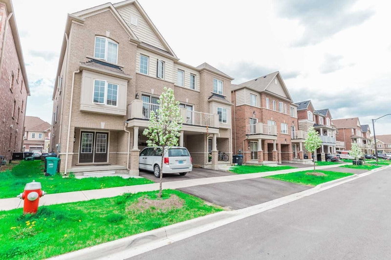 23 Francesco St, Brampton, L7A 4N6 | Image 2