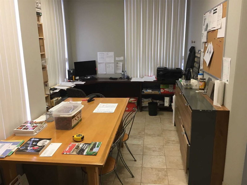 876 Magnetic Dr, Toronto, M3J2C4 | Image 2