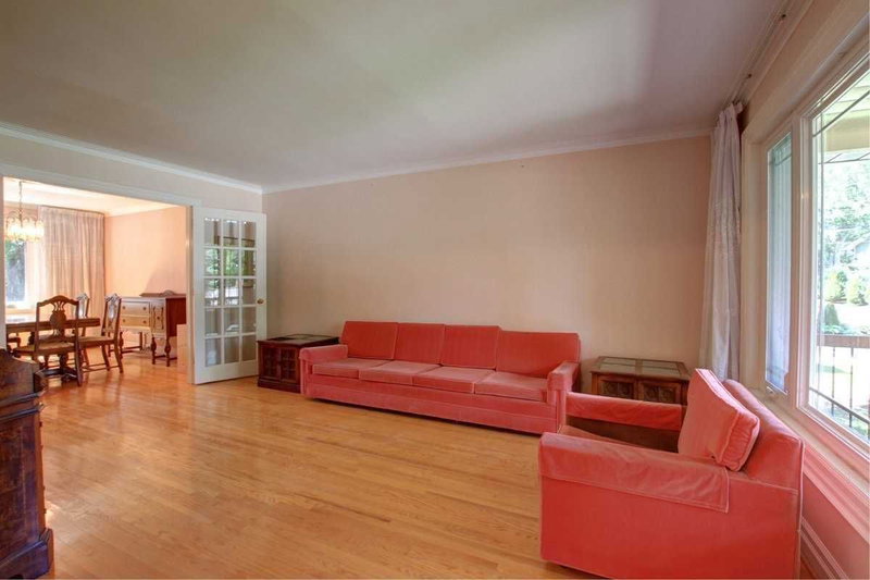 1264 Kane Rd, Mississauga, L5H 2M3 | Image 3