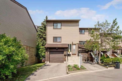 Townhouse sold at 18 Carleton Place, Brampton, Ontario, L6T3Z4 - Bramalea West Industrial - MLS: W4553405