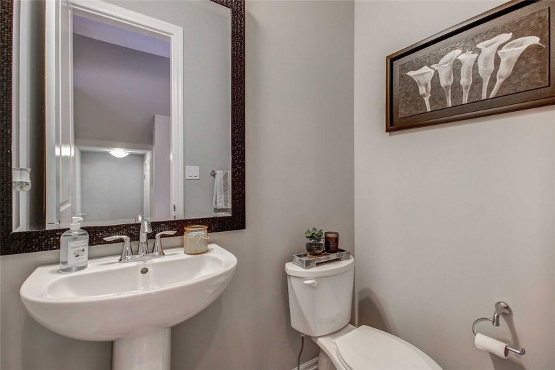 164 Wheat Boom Dr, Oakville, L6H7C3 | Image 3