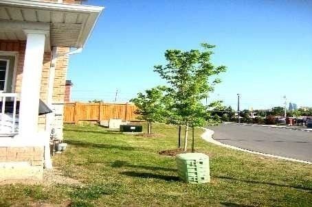 514 Candlestick Circ, Mississauga, L4Z0B2 | Image 3