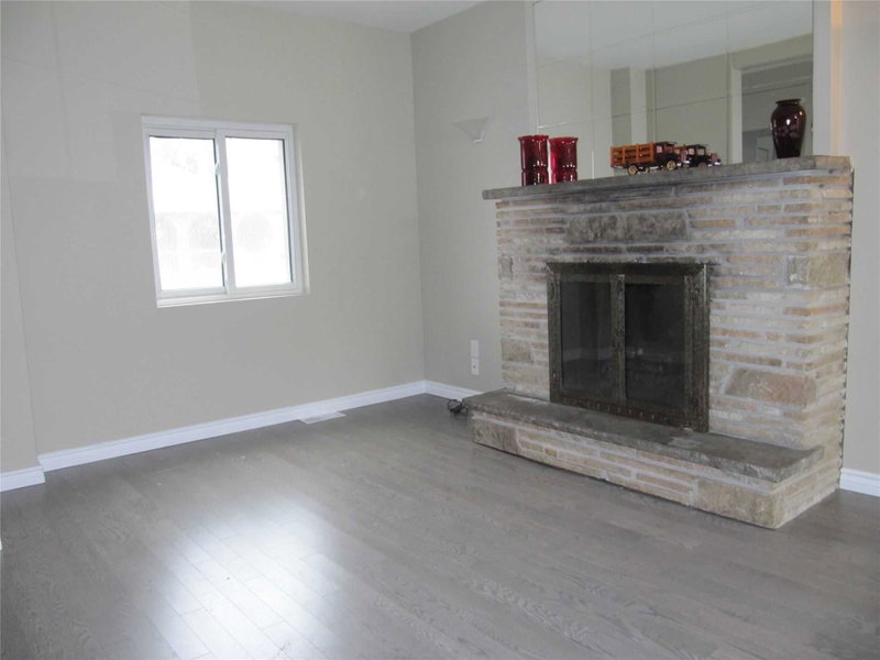 24 Morland Rd, Toronto, M6S2M8 | Image 3