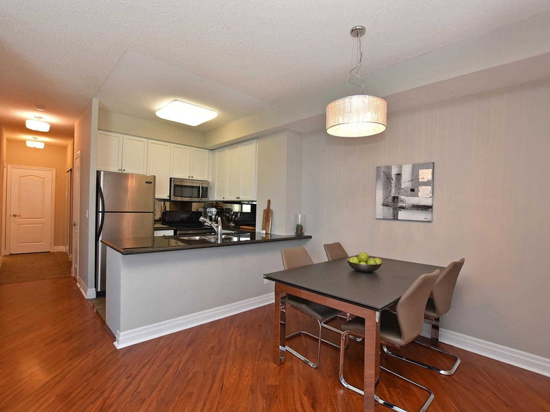 2304 - 2121 Lake Shore Blvd W, Toronto, M8V4E9 | Image 2