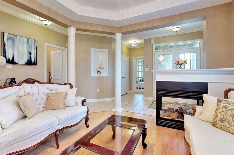 14 Oakhaven Rd S, Brampton, L6P2Y3 | Image 3