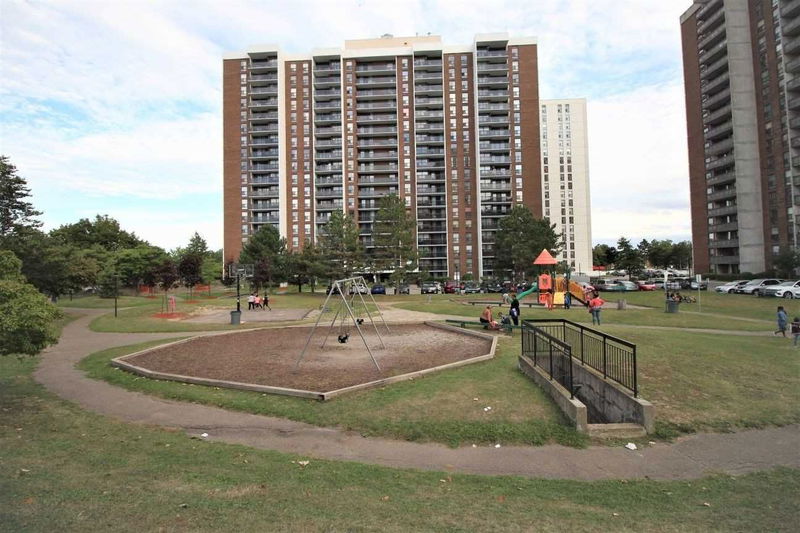 Unit 106 — 17 Knightsbridge Rd, Brampton - Queen Street Corridor image-0-0