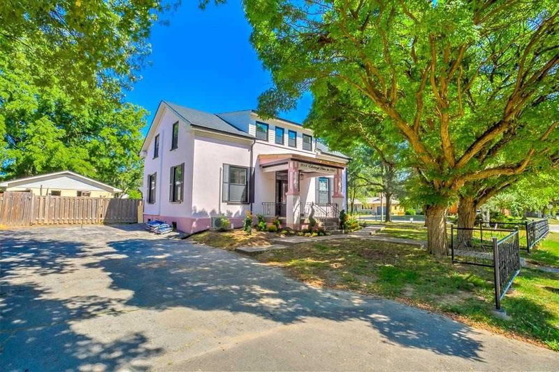 4 - 2014 Edinburgh Dr, Burlington, L7R2C9 | Image 3