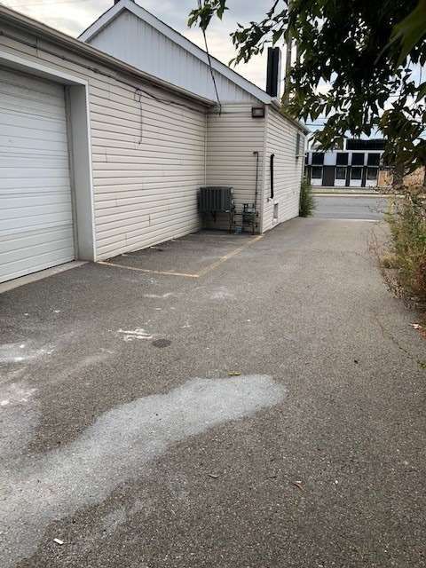 1874 Wilson Ave, Toronto, M9M1A5 | Image 2