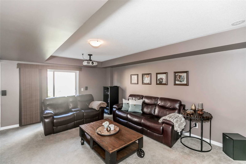 113 Cedar Lake Cres, Brampton, L6Y0R1 | Image 3