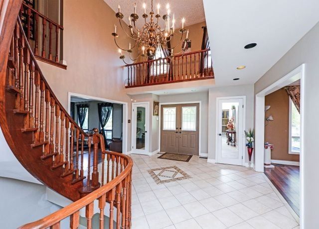 4 Bellini Ave, Brampton, L6T 3Z8 | Image 3