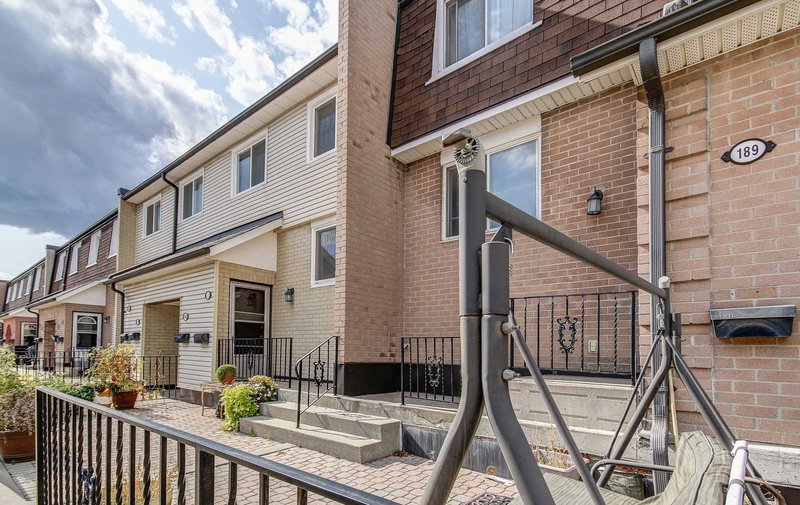 189 - 2170 Bromsgrove Rd, Mississauga, L5 J4J2 | Image 2