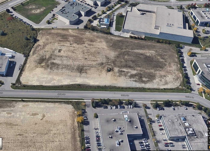 33 - 5250 Solar Dr, Mississauga, L4W5M8 | Image 2