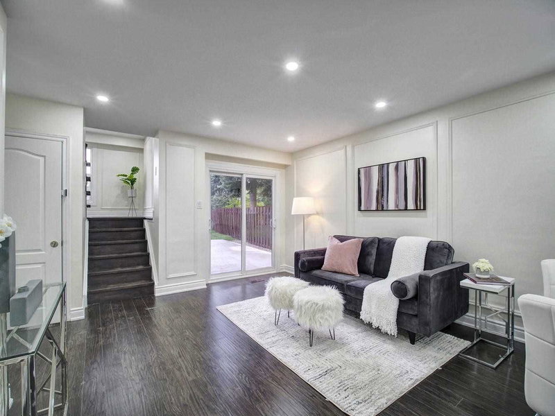 68 Winterfold Dr, Brampton, L6V3T2 | Image 3