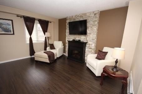 3409 Southwick St, Mississauga, L5M7M1 | Image 2