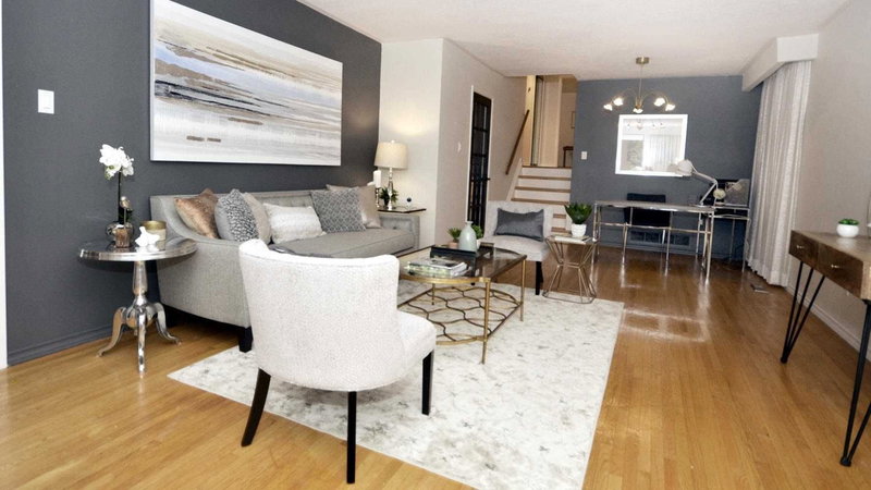 2220 Elmhurst Ave, Oakville, L6J5G7 | Image 2