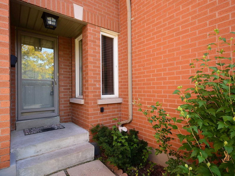 Unit 112 — 2555 Thomas St, Mississauga - Central Erin Mills image-0-0
