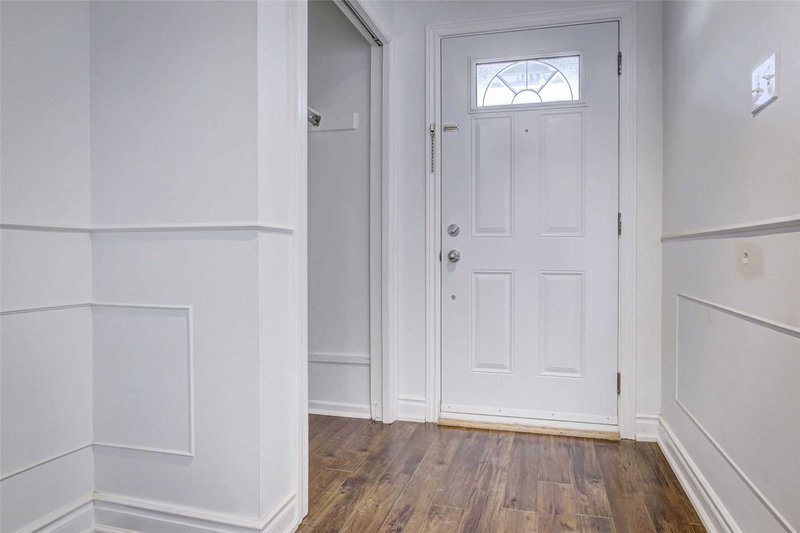 3880 Teeswater Rd, Mississauga, L4T3L1 | Image 2