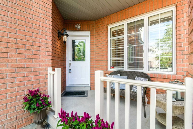 2296 Owlridge Dr, Oakville, L6M3V4 | Image 2