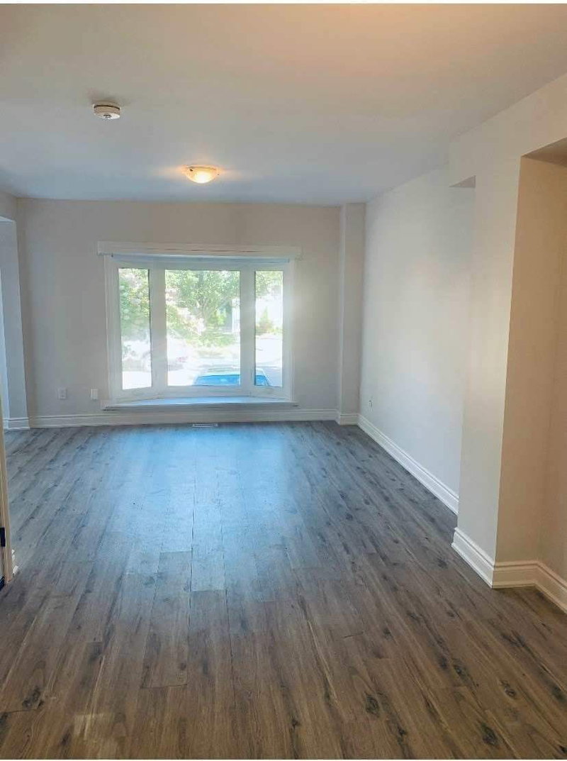 Main - 75 Eileen Ave, Toronto, M6N1V8 | Image 3