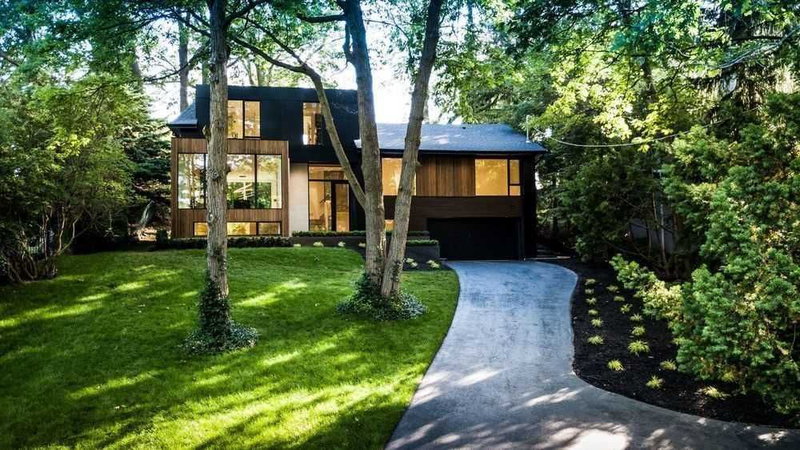 30 Edenbrook Hill, Toronto, M9A3Z6 | Image 2