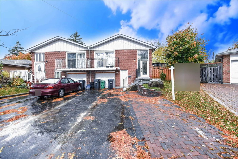 57 Mallard Cres, Brampton, L6S2T7 | Image 2